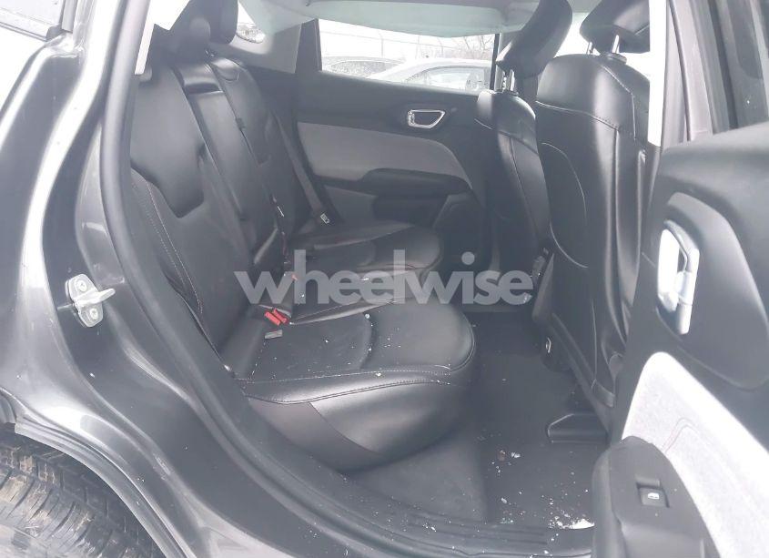 Photo 8 of 2022 Jeep Compass LATITUDE LUX 4X4 (VIN 3C4NJDFB4NT169659)