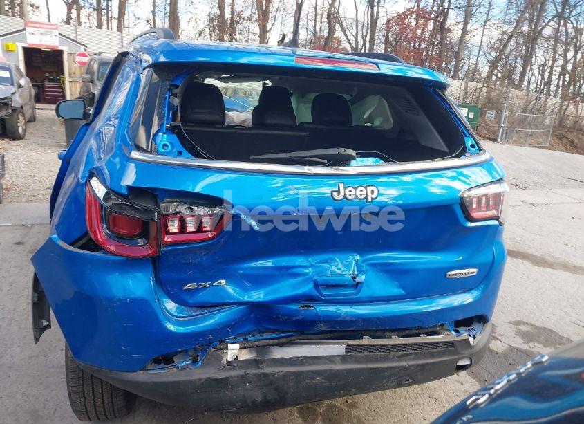 Photo 17 of 2022 Jeep Compass LATITUDE LUX 4X4 (VIN 3C4NJDFB4NT181942)