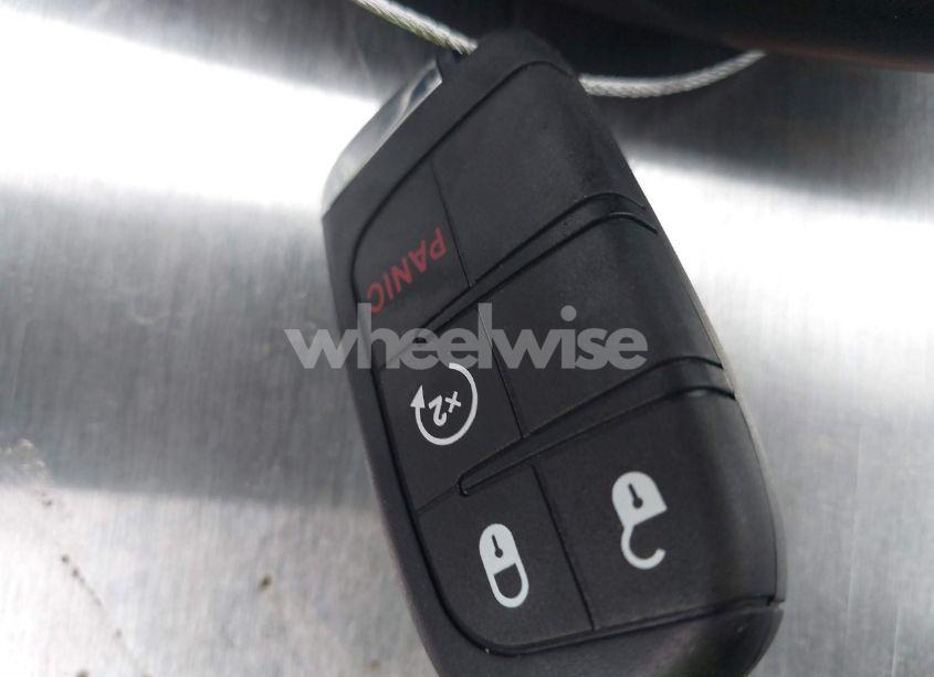 Photo 11 of 2022 Jeep Compass LATITUDE LUX 4X4 (VIN 3C4NJDFB4NT191175)