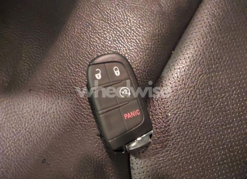 Photo 11 of 2022 Jeep Compass LATITUDE LUX 4X4 (VIN 3C4NJDFB5NT109311)