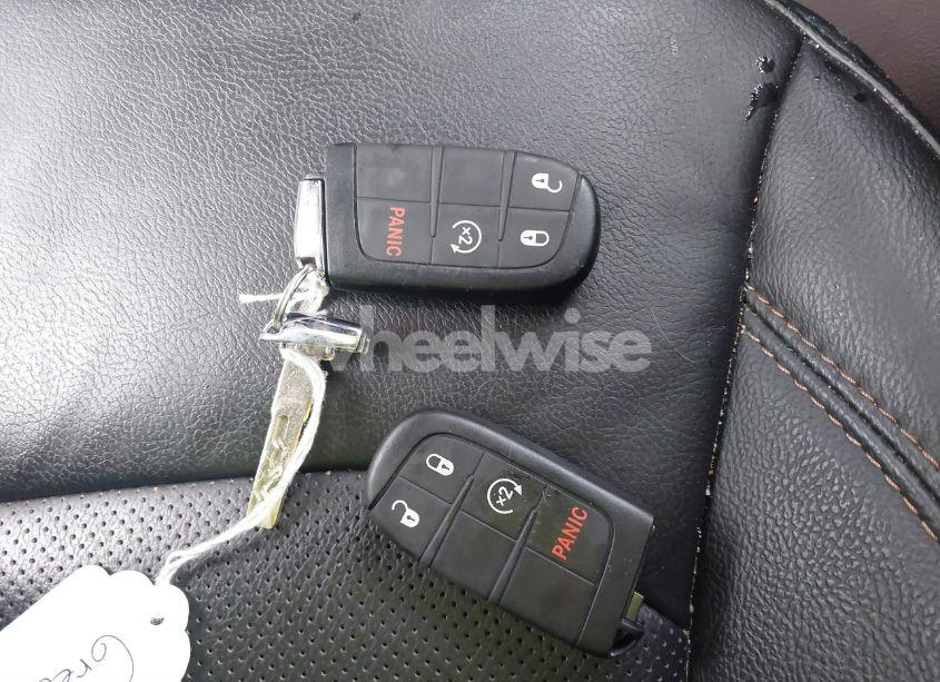 Photo 11 of 2022 Jeep Compass LATITUDE LUX 4X4 (VIN 3C4NJDFB9NT183038)