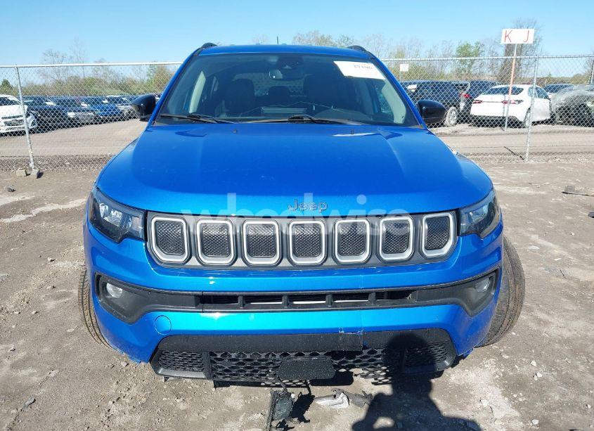 Photo 12 of 2022 Jeep Compass LATITUDE LUX 4X4 (VIN 3C4NJDFBXNT129487)