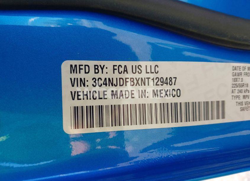 Photo 9 of 2022 Jeep Compass LATITUDE LUX 4X4 (VIN 3C4NJDFBXNT129487)