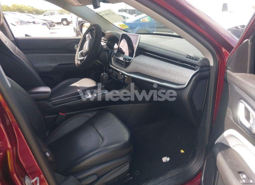 Photo 5 of 2022 Jeep Compass LATITUDE LUX 4X4 (VIN 3C4NJDFBXNT129800)