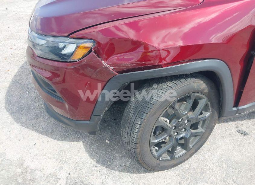 Photo 6 of 2022 Jeep Compass LATITUDE LUX 4X4 (VIN 3C4NJDFBXNT129800)