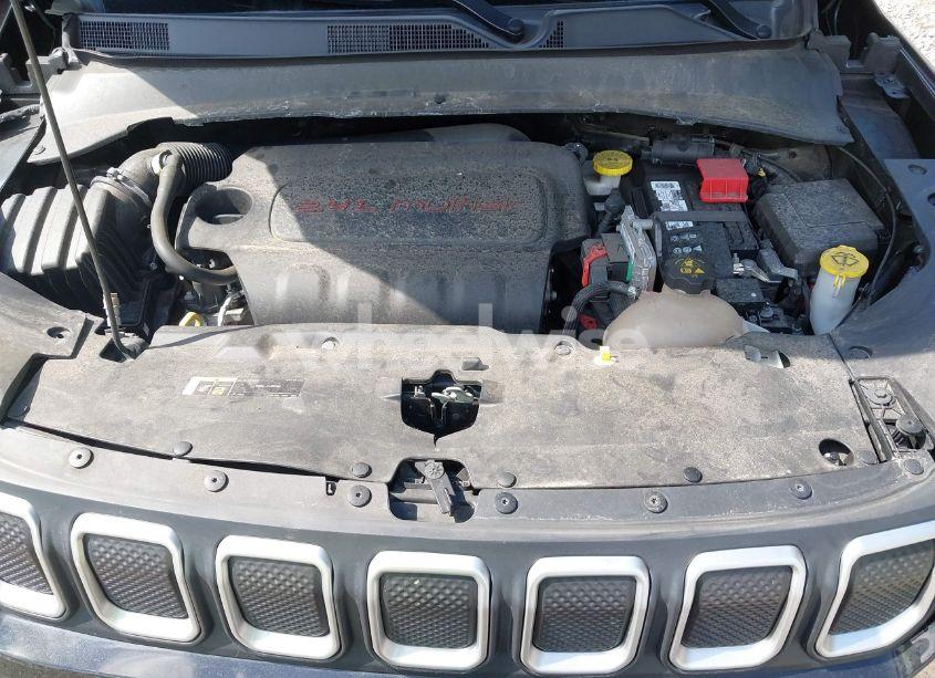 Photo 10 of 2022 Jeep Compass LATITUDE LUX 4X4 (VIN 3C4NJDFBXNT141932)