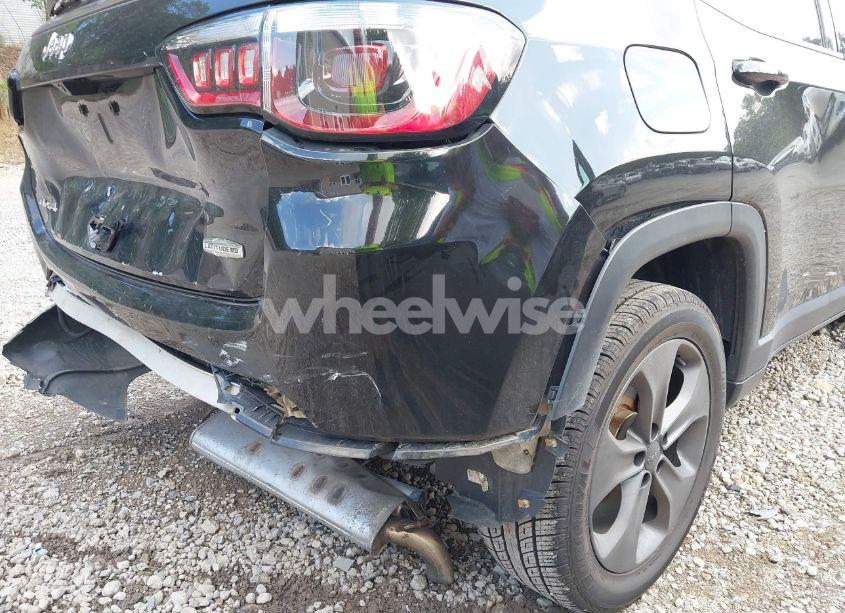 Photo 22 of 2022 Jeep Compass LATITUDE LUX 4X4 (VIN 3C4NJDFBXNT141932)