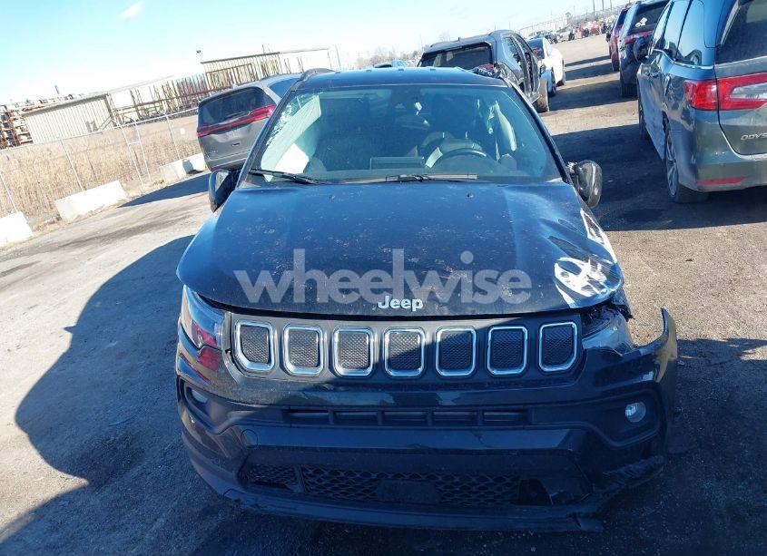 Photo 12 of 2022 Jeep Compass LATITUDE LUX 4X4 (VIN 3C4NJDFBXNT224650)