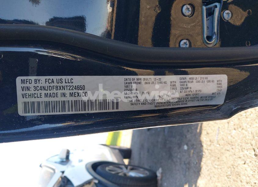 Photo 9 of 2022 Jeep Compass LATITUDE LUX 4X4 (VIN 3C4NJDFBXNT224650)