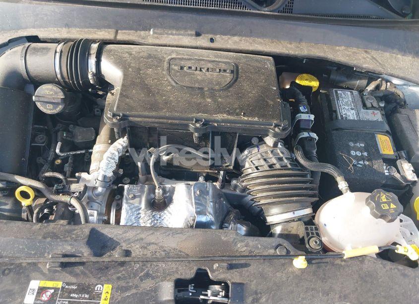 Photo 10 of 2024 Jeep Compass LATITUDE LUX FWD (VIN 3C4NJDFN3RT143876)