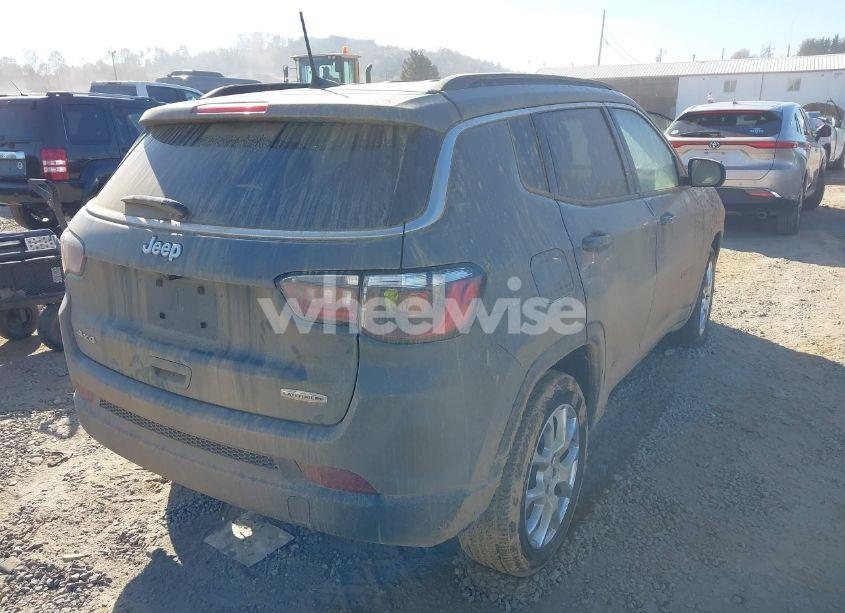Photo 4 of 2023 Jeep Compass LATITUDE LUX FWD (VIN 3C4NJDFN4PT521619)