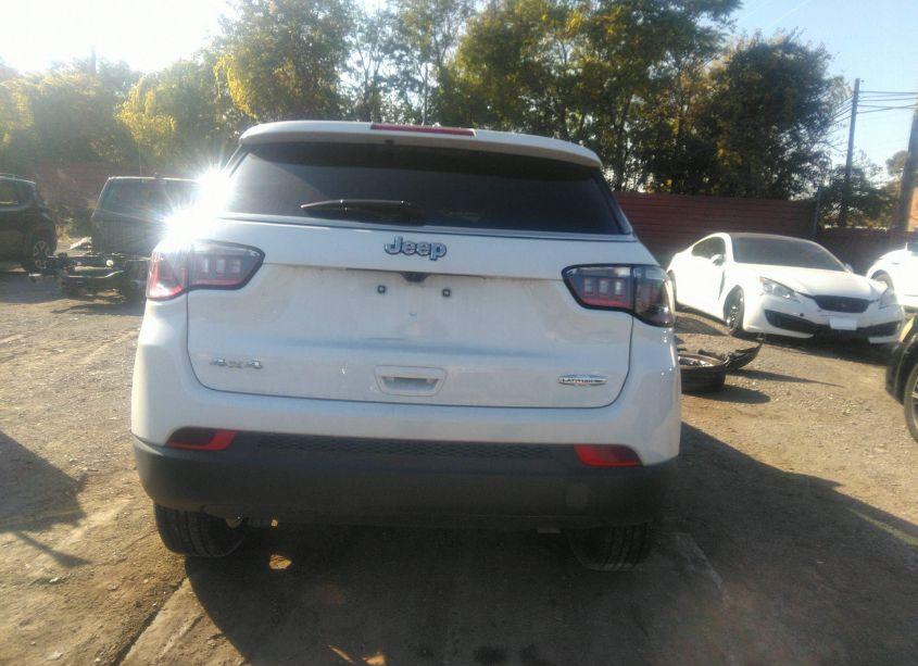 Photo 17 of 2024 Jeep Compass LATITUDE LUX FWD (VIN 3C4NJDFN4RT594007)