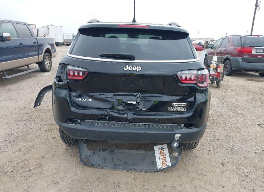 Photo 6 of 2023 Jeep Compass LATITUDE LUX FWD (VIN 3C4NJDFN5PT514713)