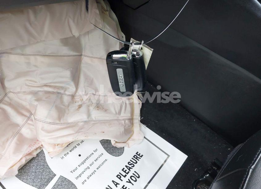 Photo 11 of 2023 Jeep Compass LATITUDE LUX FWD (VIN 3C4NJDFN7PT530749)