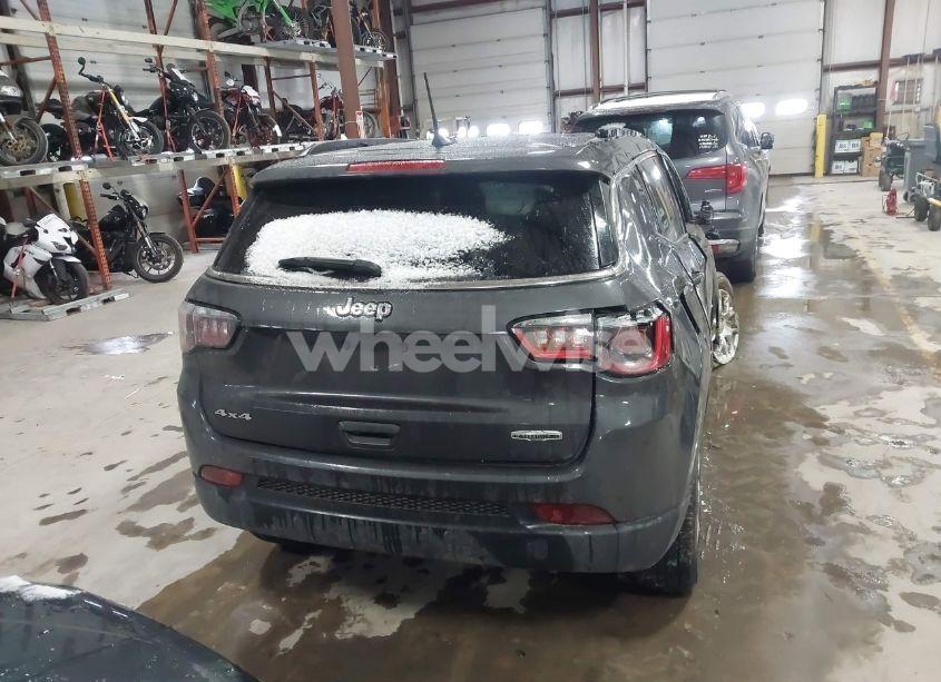 Photo 16 of 2024 Jeep Compass LATITUDE LUX FWD (VIN 3C4NJDFN9RT120859)