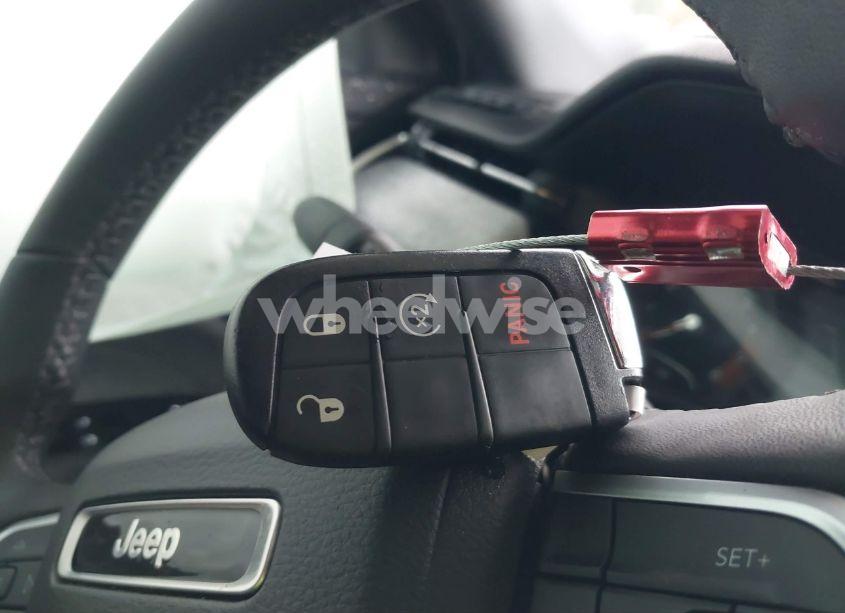 Photo 11 of 2023 Jeep Compass LATITUDE LUX FWD (VIN 3C4NJDFNXPT503979)