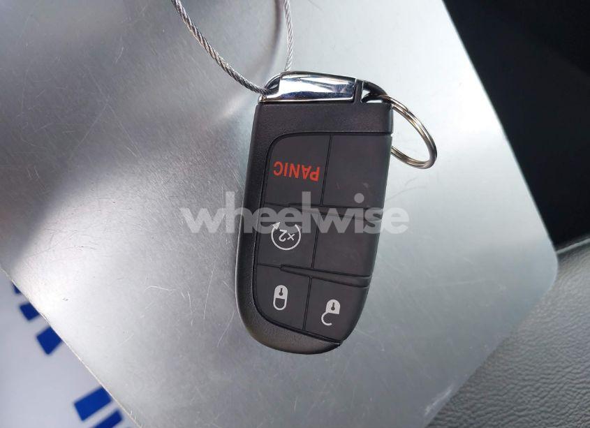 Photo 11 of 2024 Jeep Compass LATITUDE LUX FWD (VIN 3C4NJDFNXRT129599)