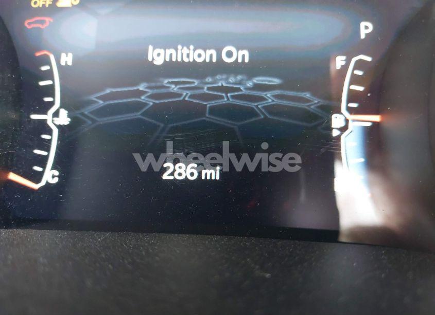 Photo 16 of 2024 Jeep Compass LATITUDE LUX FWD (VIN 3C4NJDFNXRT129599)