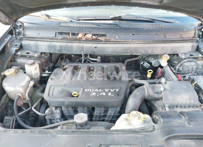 Photo 10 of 2014 Dodge Journey SE (VIN 3C4PDCAB0ET173953)