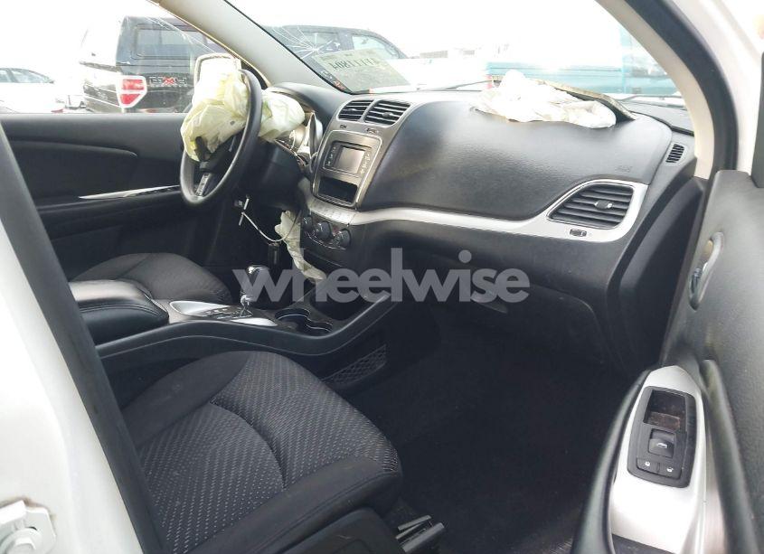 Photo 5 of 2015 Dodge Journey SE (VIN 3C4PDCAB0FT683544)