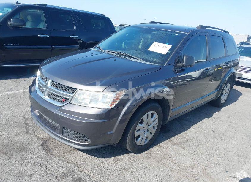Photo 2 of 2016 Dodge Journey SE (VIN 3C4PDCAB0GT132760)
