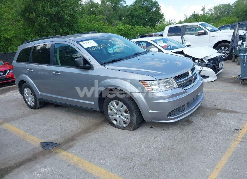 2016 Dodge Journey SE (VIN 3C4PDCAB0GT134279) main photo