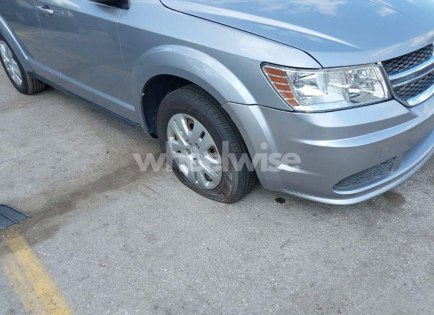 Photo 6 of 2016 Dodge Journey SE (VIN 3C4PDCAB0GT134279)