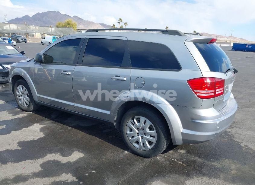 Photo 3 of 2016 Dodge Journey SE (VIN 3C4PDCAB0GT230512)