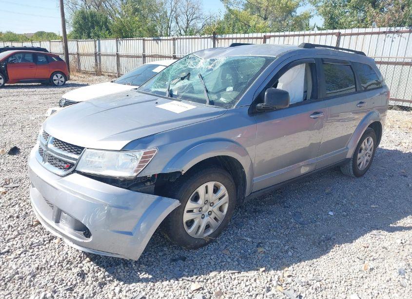 Photo 2 of 2016 Dodge Journey SE (VIN 3C4PDCAB0GT246399)