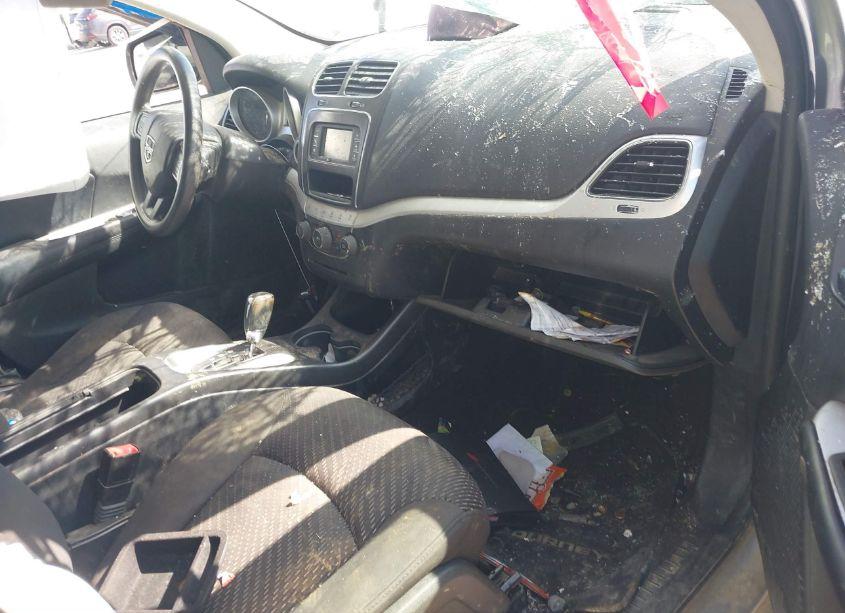 Photo 5 of 2016 Dodge Journey SE (VIN 3C4PDCAB0GT246399)