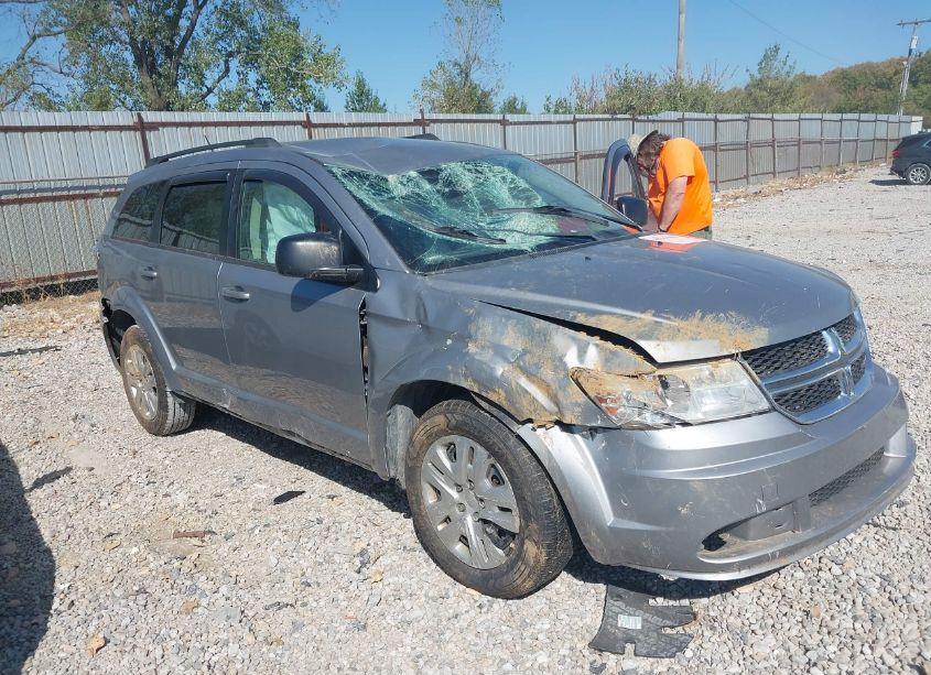 Photo 6 of 2016 Dodge Journey SE (VIN 3C4PDCAB0GT246399)