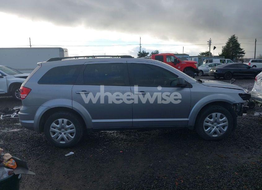 Photo 14 of 2017 Dodge Journey SE (VIN 3C4PDCAB0HT528253)