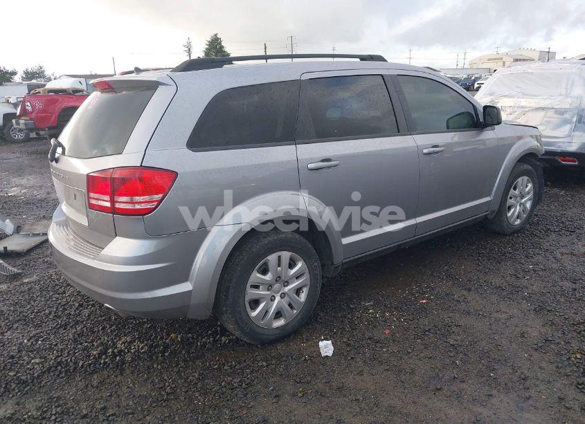 Photo 4 of 2017 Dodge Journey SE (VIN 3C4PDCAB0HT528253)