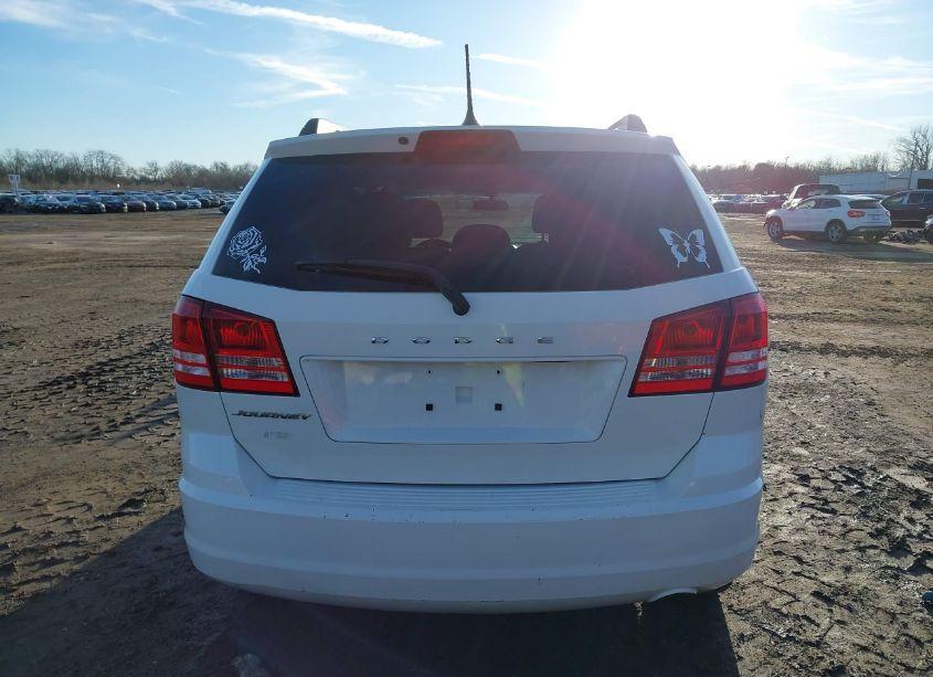 Photo 16 of 2017 Dodge Journey SE (VIN 3C4PDCAB0HT544792)