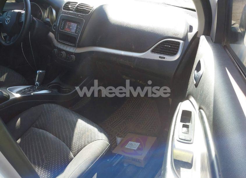 Photo 5 of 2017 Dodge Journey SE (VIN 3C4PDCAB0HT562564)