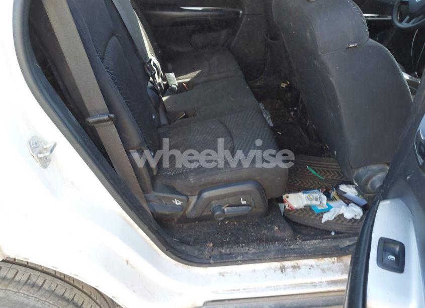 Photo 8 of 2017 Dodge Journey SE (VIN 3C4PDCAB0HT562564)