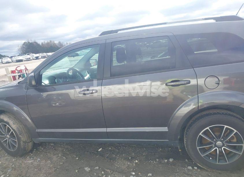 Photo 14 of 2017 Dodge Journey SE (VIN 3C4PDCAB0HT682980)