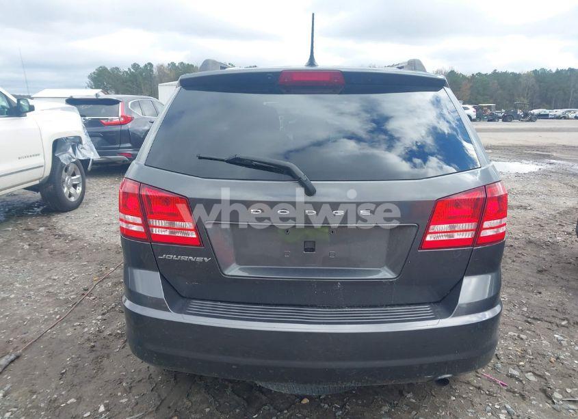 Photo 16 of 2017 Dodge Journey SE (VIN 3C4PDCAB0HT682980)