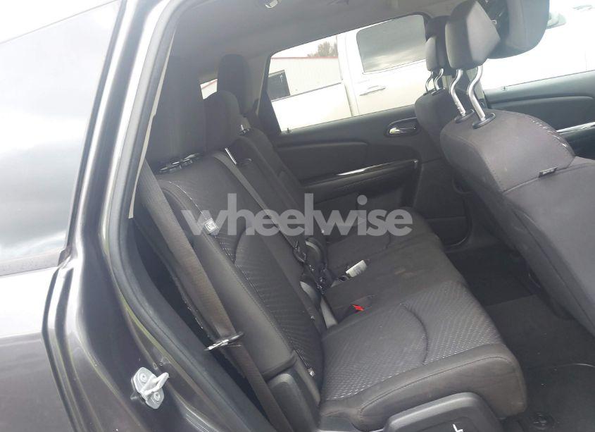 Photo 8 of 2017 Dodge Journey SE (VIN 3C4PDCAB0HT682980)