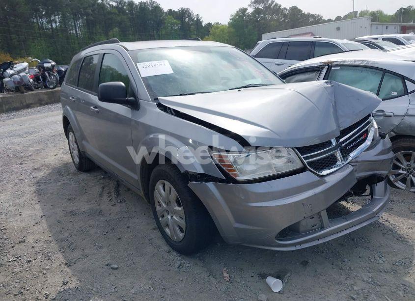 2017 Dodge Journey SE (VIN 3C4PDCAB0HT694918) main photo