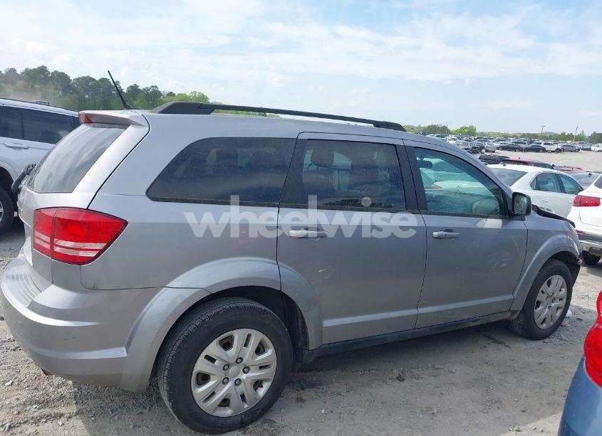 Photo 13 of 2017 Dodge Journey SE (VIN 3C4PDCAB0HT694918)