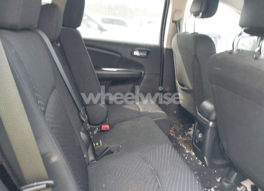 Photo 8 of 2017 Dodge Journey SE (VIN 3C4PDCAB0HT694918)