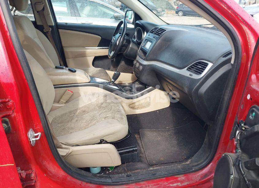 Photo 5 of 2018 Dodge Journey SE (VIN 3C4PDCAB0JT208761)