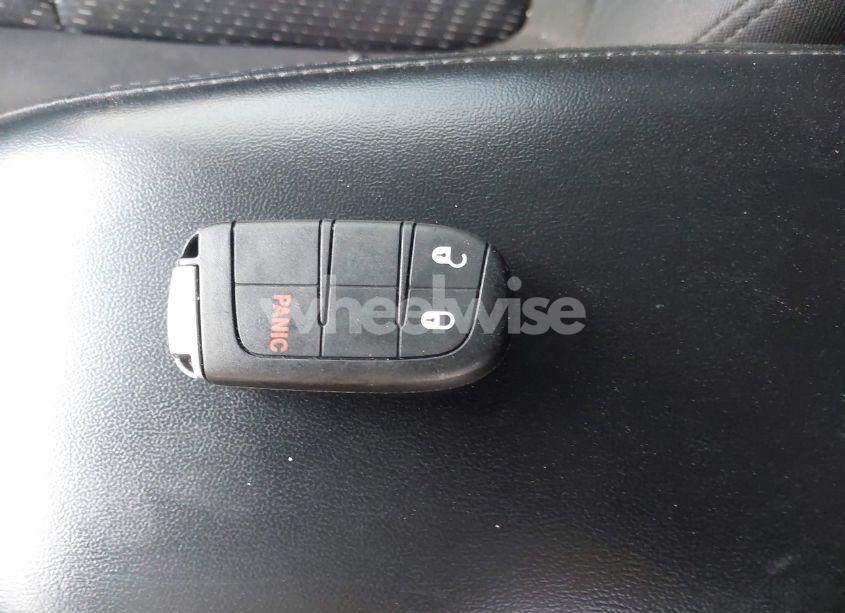 Photo 11 of 2018 Dodge Journey SE (VIN 3C4PDCAB0JT229044)