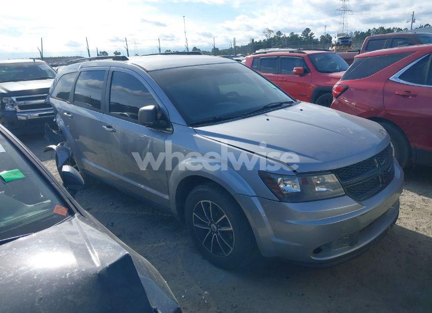Photo 13 of 2018 Dodge Journey SE (VIN 3C4PDCAB0JT229044)