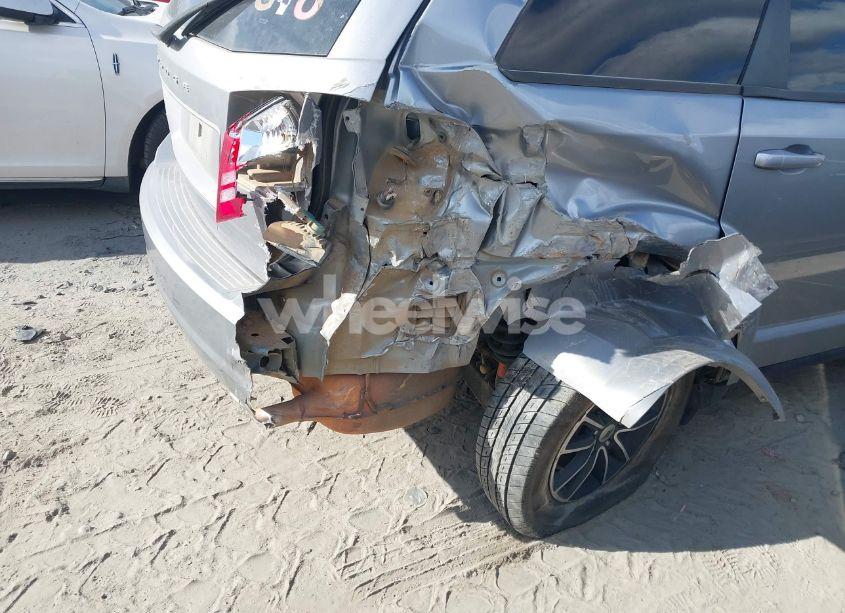 Photo 6 of 2018 Dodge Journey SE (VIN 3C4PDCAB0JT229044)