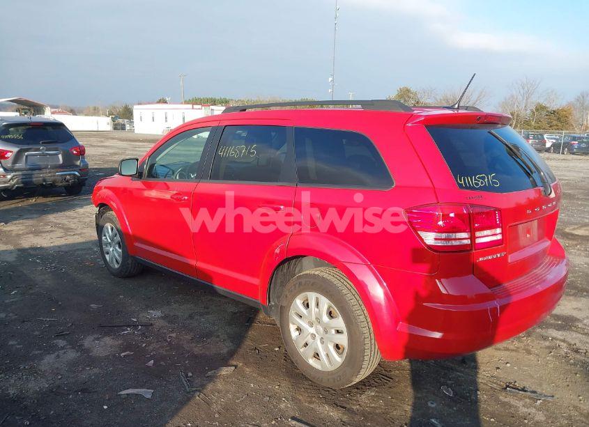 Photo 3 of 2018 Dodge Journey SE (VIN 3C4PDCAB0JT277157)