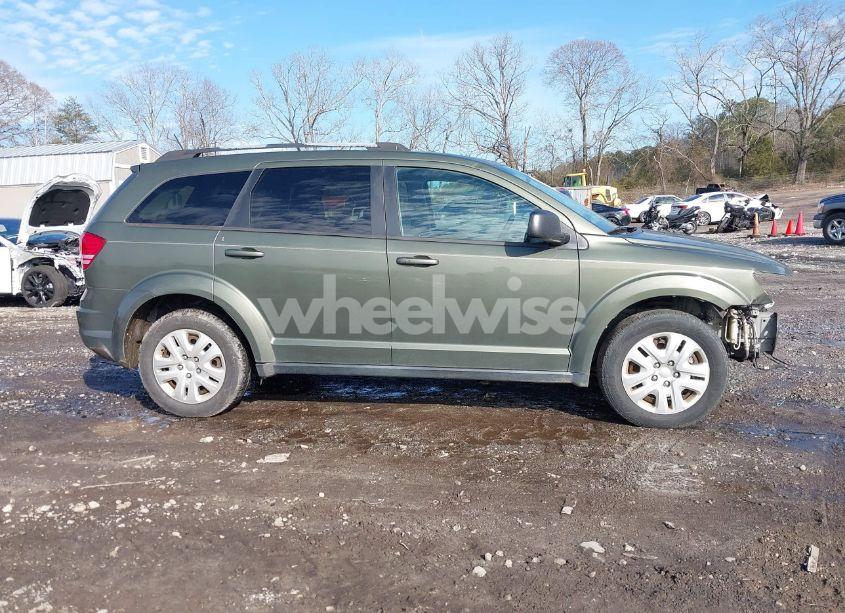 Photo 13 of 2018 Dodge Journey SE (VIN 3C4PDCAB0JT319813)