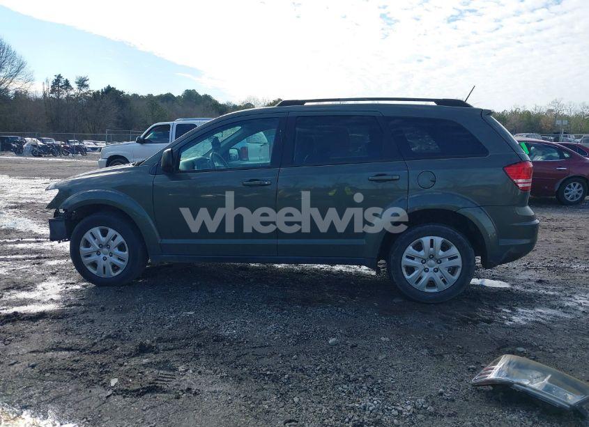 Photo 14 of 2018 Dodge Journey SE (VIN 3C4PDCAB0JT319813)