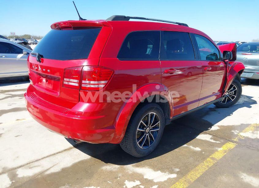 Photo 4 of 2018 Dodge Journey SE (VIN 3C4PDCAB0JT352858)